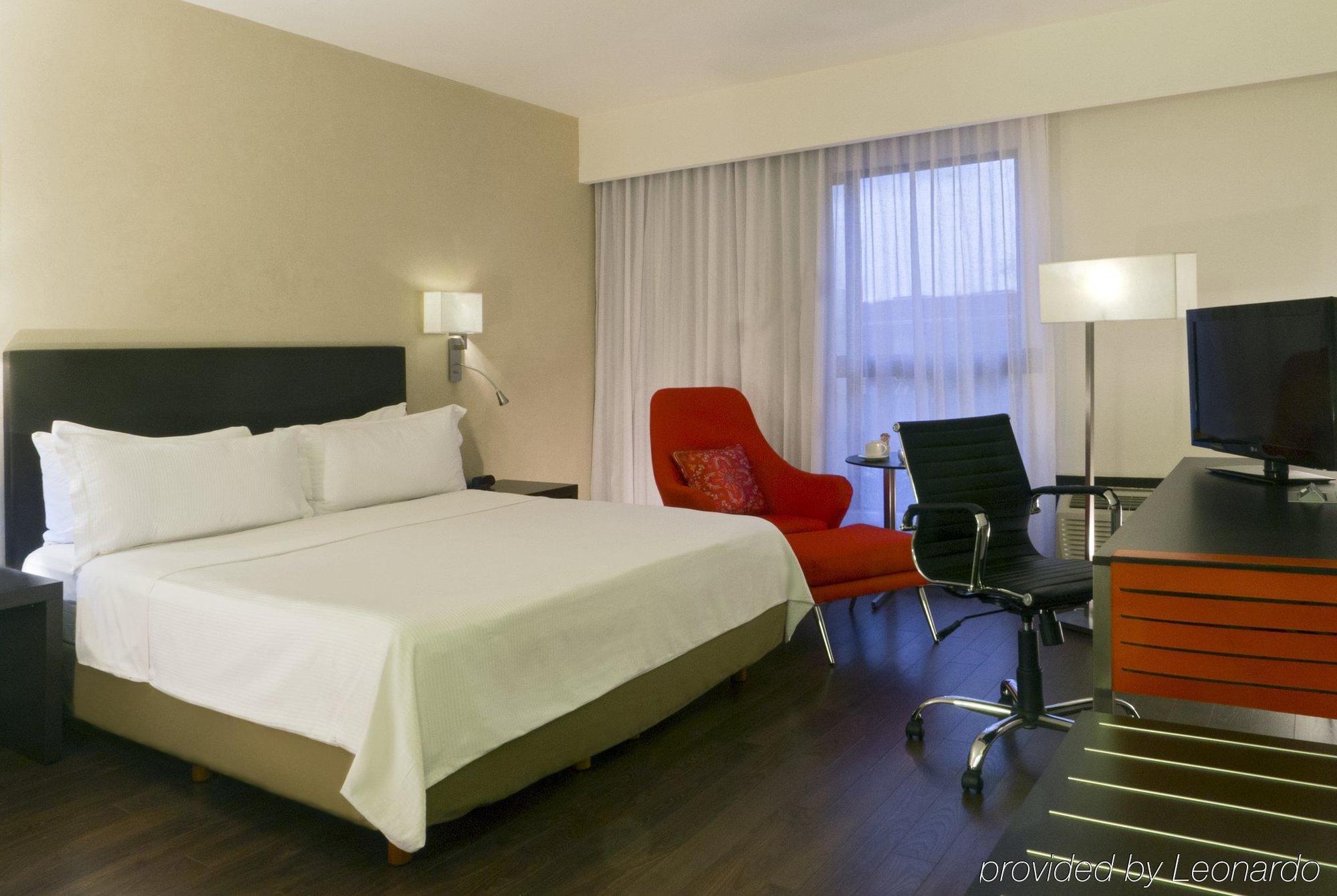 Fiesta Inn León Zimmer foto